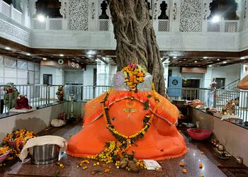 Shri-ganesh-temple-Temples-Nagpur-Maharashtra-2