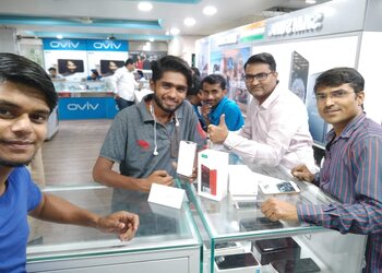 Shubham-telecom-services-Mobile-stores-Nashik-Maharashtra-3