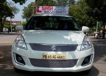 Singh-driving-school-Driving-schools-Chandigarh-Chandigarh-1