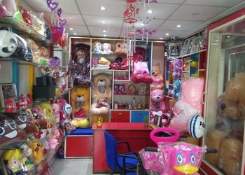 Snug-n-hug-gift-shop-Gift-shops-Alambagh-lucknow-Uttar-pradesh-3