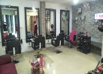 Sparks-hair-and-beauty-family-salon-Beauty-parlour-Dilsukhnagar-hyderabad-Telangana-2