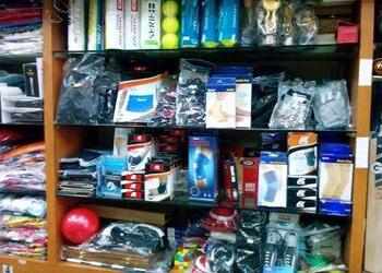 Sports-plaza-Sports-shops-Bandra-mumbai-Maharashtra-3