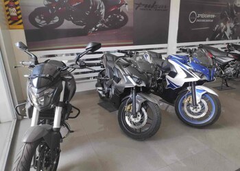 Sreesakthi-bajaj-Motorcycle-dealers-Erode-Tamil-nadu-3