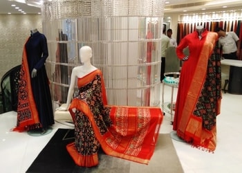 Straavi-Clothing-stores-Bhowanipur-kolkata-West-bengal-2