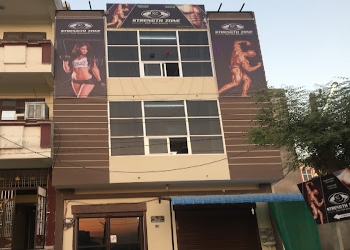 Strength-zone-gym-Gym-Rangbari-kota-Rajasthan-1