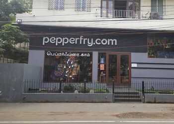 Studio-pepperfry-Furniture-stores-Choolaimedu-chennai-Tamil-nadu-1