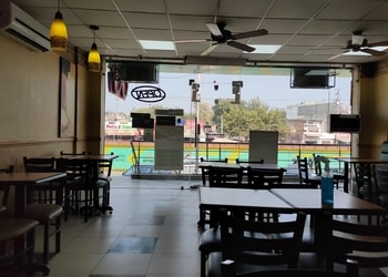 Subway-restaurant-Fast-food-restaurants-Agra-Uttar-pradesh-2