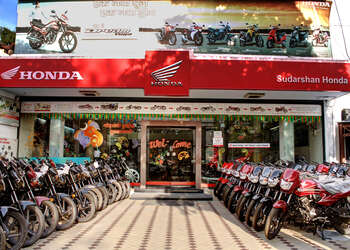 Sudarshan-motors-Motorcycle-dealers-Nandanvan-nagpur-Maharashtra-1