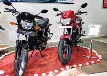 Sudarshan-motors-Motorcycle-dealers-Nandanvan-nagpur-Maharashtra-3