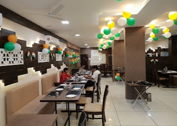 Sukh-sagar-restaurant-Pure-vegetarian-restaurants-Bhopal-Madhya-pradesh-1