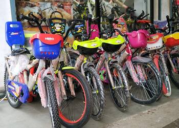 Suvarna-cycles-Bicycle-store-Vashi-mumbai-Maharashtra-2