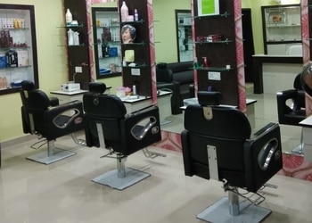 Sweet-pixie-Beauty-parlour-Arrah-Bihar-2