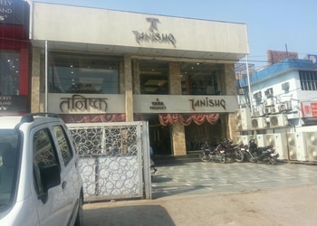 Tanishq-jewellery-Jewellery-shops-Civil-lines-agra-Uttar-pradesh-1