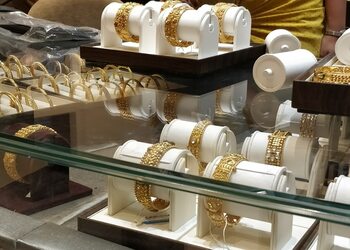 Tanishq-jewellery-Jewellery-shops-Gandhibagh-nagpur-Maharashtra-2