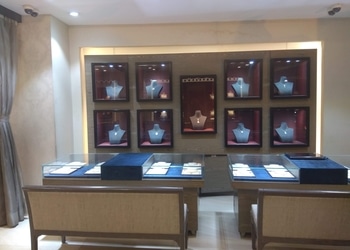 Tanishq-jewellery-Jewellery-shops-Lalpur-ranchi-Jharkhand-2