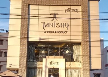 Tanishq-jewellery-Jewellery-shops-Sukhdeonagar-ranchi-Jharkhand-1