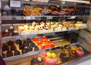 Temptations-Cake-shops-Bareilly-Uttar-pradesh-2