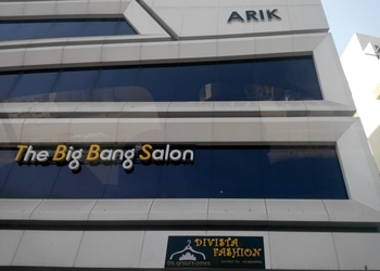 The-big-bang-salon-bridal-studio-Beauty-parlour-Akota-vadodara-Gujarat-1