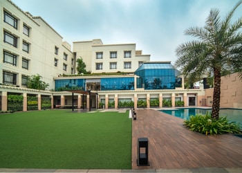 The-crown-4-star-hotels-Bhubaneswar-Odisha-1