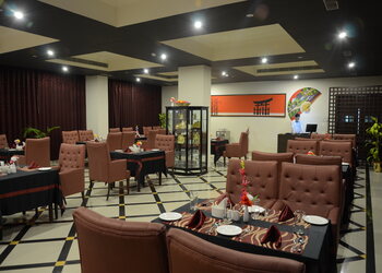 The-lily-hotel-4-star-hotels-Guwahati-Assam-3