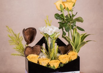 The-mad-florist-Flower-shops-Saltlake-bidhannagar-kolkata-West-bengal-3