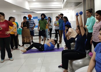 The-physio-world-physiotherapy-clinic-Physiotherapists-Bhai-randhir-singh-nagar-ludhiana-Punjab-3