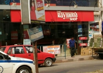 The-raymond-shop-Clothing-stores-Sodepur-kolkata-West-bengal-1