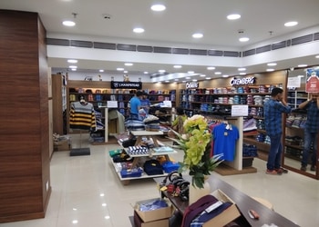 The-raymond-shop-Clothing-stores-Sodepur-kolkata-West-bengal-2