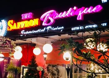 The-saffron-boutique-Family-restaurants-Noida-Uttar-pradesh-1