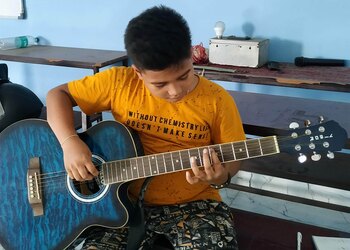 The-six-strings-guitar-academy-Guitar-classes-Hirapur-dhanbad-Jharkhand-2