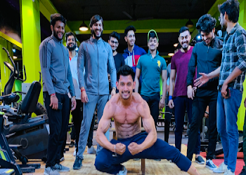 The-universal-gymspa-Gym-Sector-35-faridabad-Haryana-2