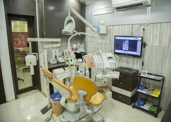 Tirupati-dental-care-centre-Dental-clinics-Osmanpura-aurangabad-Maharashtra-3