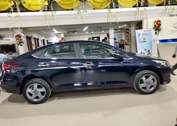 Tirupati-hyundai-Car-dealer-Kanpur-Uttar-pradesh-2