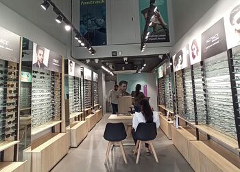 Titan-eye-Opticals-Pimpri-chinchwad-Maharashtra-2