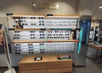 Titan-eyeplus-Opticals-Agartala-Tripura-2