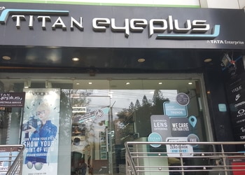 Titan-eyeplus-Opticals-Bangalore-Karnataka-1