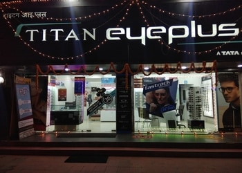 Titan-eyeplus-Opticals-Bilaspur-Chhattisgarh-1