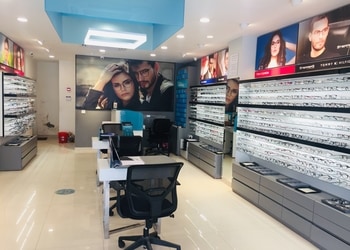 Titan-eyeplus-Opticals-Rajendra-nagar-ghaziabad-Uttar-pradesh-2