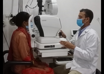 Titan-eyeplus-Opticals-Sakchi-jamshedpur-Jharkhand-3