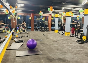 Titanium-gym-Gym-Shahdara-delhi-Delhi-2