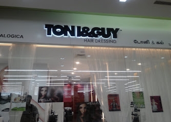 Toniguy-hairdressing-Beauty-parlour-Vadapalani-chennai-Tamil-nadu-1