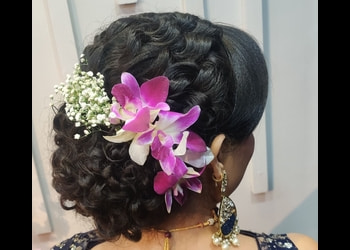 Top-sea-beauty-salon-and-academy-Beauty-parlour-Majura-gate-surat-Gujarat-3