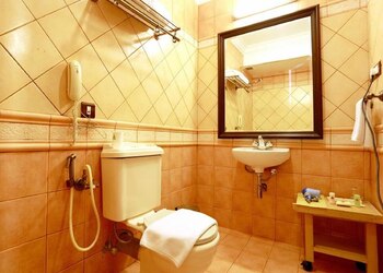 Travancore-court-4-star-hotels-Kochi-Kerala-3