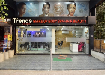 Trends-the-salon-Beauty-parlour-Pratap-nagar-nagpur-Maharashtra-1