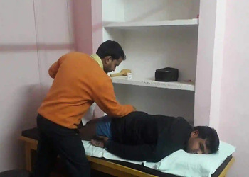 Triage-physiotherapy-clinic-Physiotherapists-Morar-gwalior-Madhya-pradesh-3