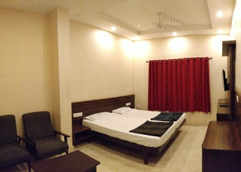 Trishul-comforts-3-star-hotels-Davanagere-Karnataka-2