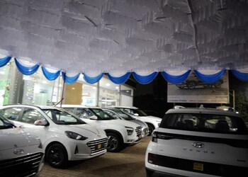 Ujjwal-hyundai-Car-dealer-Indira-nagar-nashik-Maharashtra-2