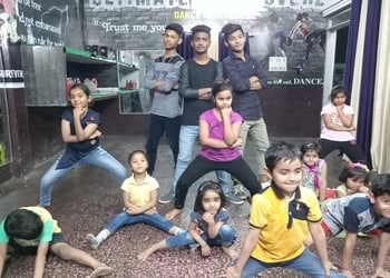 Ultimate-step-moverz-dance-academy-Dance-schools-Allahabad-prayagraj-Uttar-pradesh-3