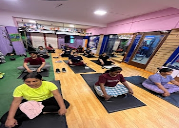 V2-fitness-club-Gym-Vadapalani-chennai-Tamil-nadu-2