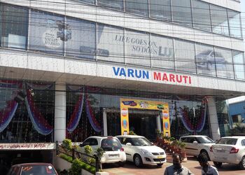 Varun-motors-Car-dealer-Autonagar-vijayawada-Andhra-pradesh-1